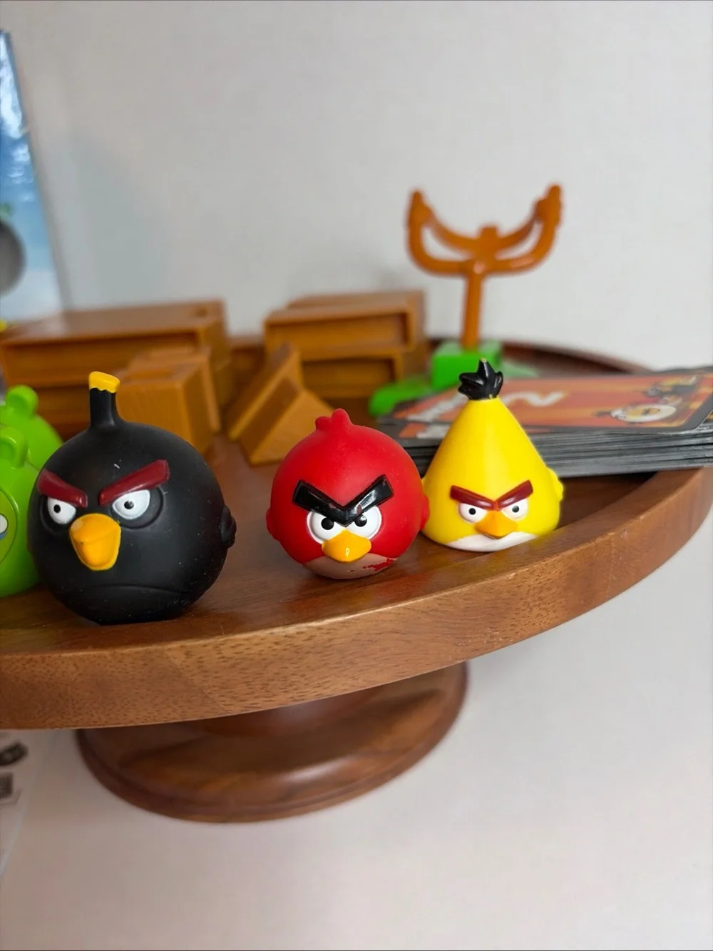 Angry Birds Knock on Wood Game Complete Mattel 2010 Instructions Age 5+ 2-4 Play